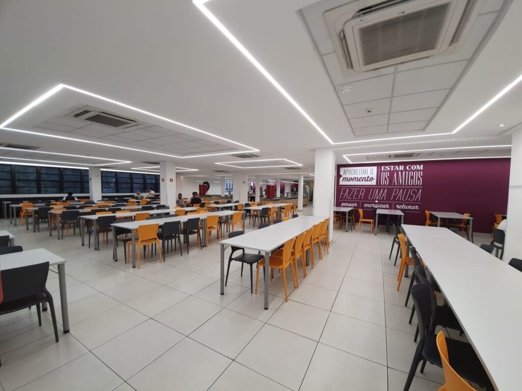 Empresas constroem cozinhas industriais e colhem benefícios