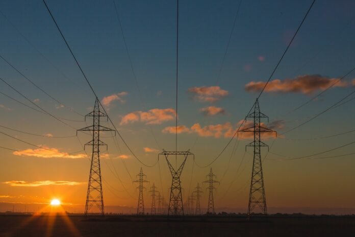 Companhias de energia elétrica correm para se adaptar à NF3e