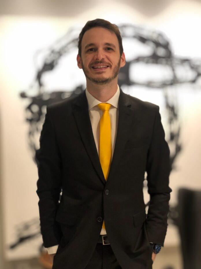 Prof. Nayron Toledo_ Direito_Goiania