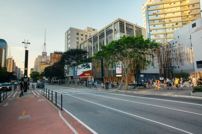 Espaços culturais dominam os quarteirões da Avenida Paulista Espaços culturais dominam os quarteirões da Avenida Paulista