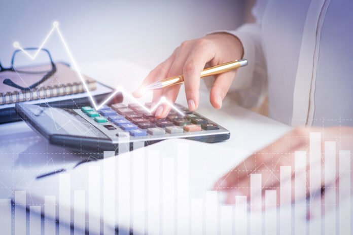 Taxa de câmbio deve sofrer ainda mais oscilações em 2025