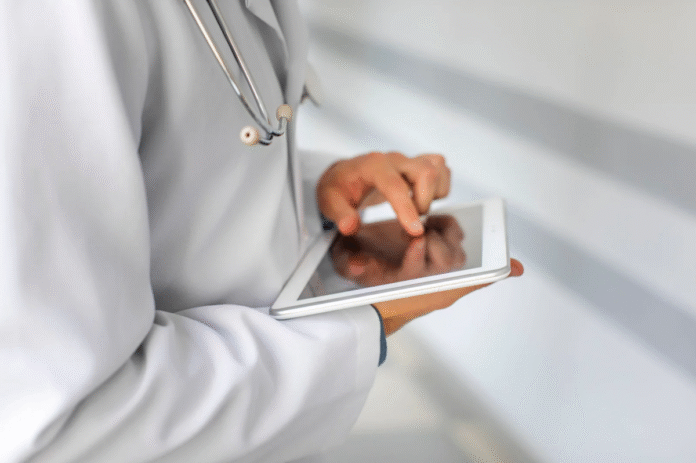 Ambulatório digital ajuda empresas a se adaptarem à NR-01