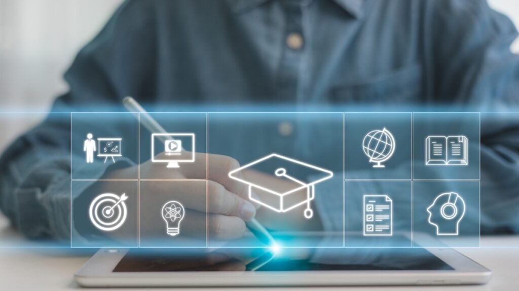 Cursos tecnólogos oferecem formação superior com foco em empregabilidade