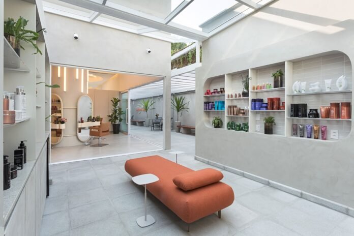 Amend orienta sobre cuidados com os cabelos no verão Amend orienta sobre cuidados com os cabelos no verão