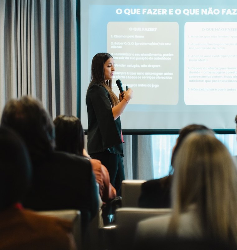 Black Friday se aproxima e especialista alerta para golpes