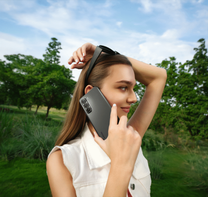 Celular recordista ultrafino da Infinix chega ao Brasil Celular recordista ultrafino da Infinix chega ao Brasil