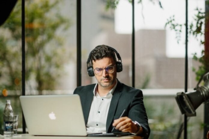 OpenAI muda o rumo e acelera a corrida pela IAG OpenAI muda o rumo e acelera a corrida pela IAG