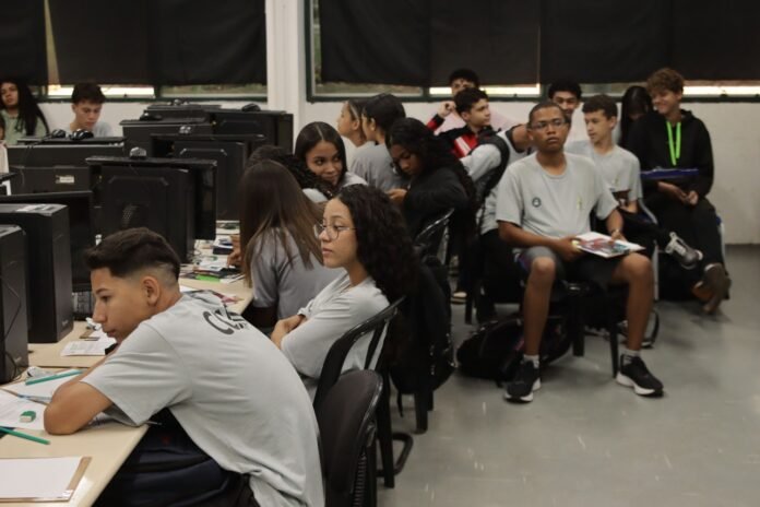 WhatsApp Image 2025-11-01 at 09.32.46