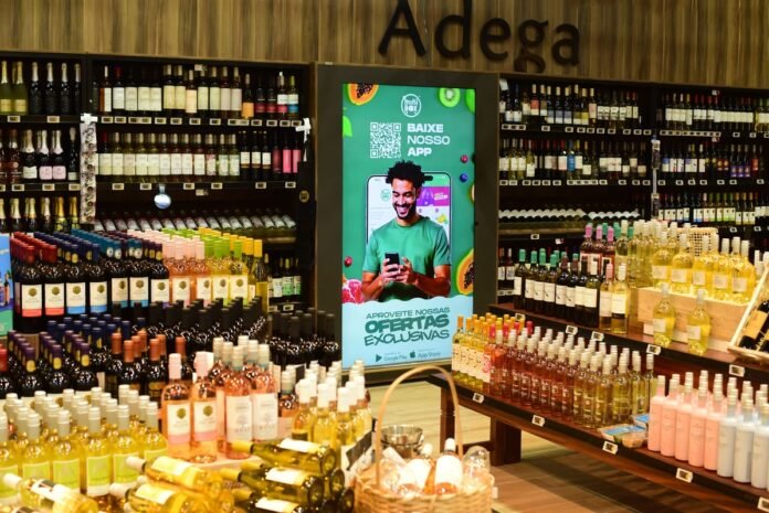 Vitrines Digitais viram novo canal de mídia das marcas Vitrines Digitais viram novo canal de mídia das marcas