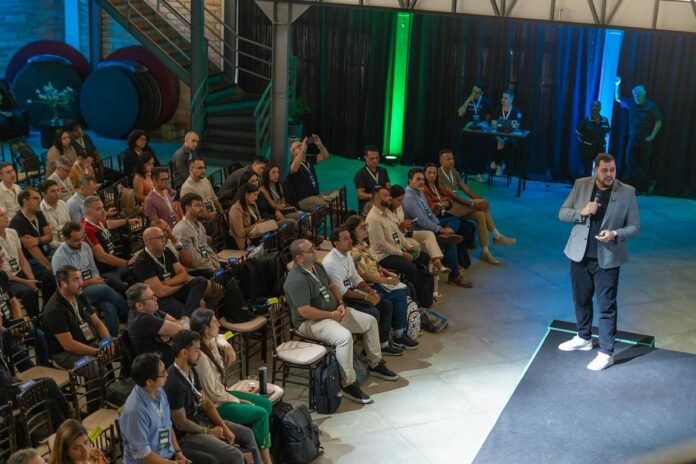 Bolsas brasileiras batem recorde e brasileiro mira Nasdaq Bolsas brasileiras batem recorde e brasileiro mira Nasdaq