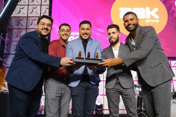 Prêmio ABC da Comunicação reconhece agências por desempenho no setor Prêmio ABC da Comunicação reconhece agências por desempenho no setor