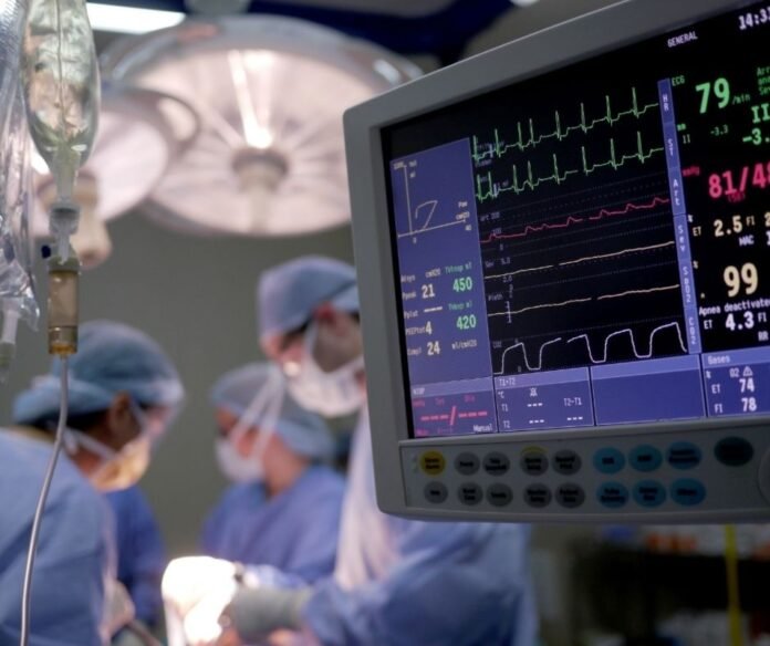 Moura Nobreak amplia segurança energética em hospitais Moura Nobreak amplia segurança energética em hospitais